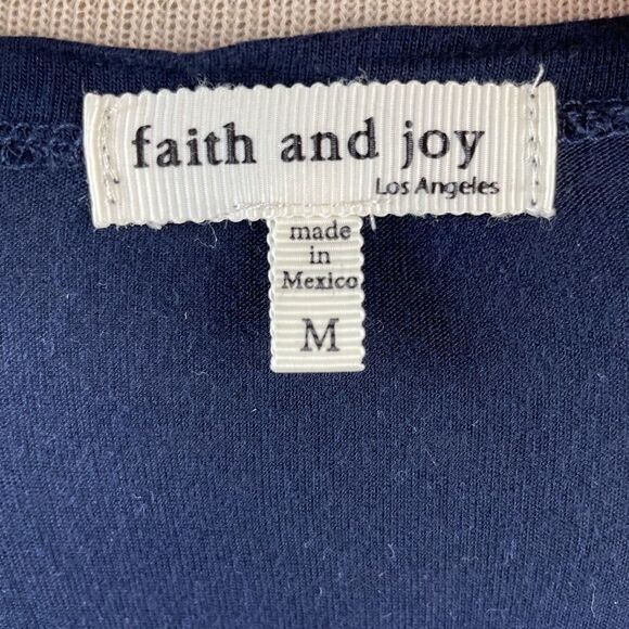 Faith and Joy Top Size M EUC - Picture 7 of 8